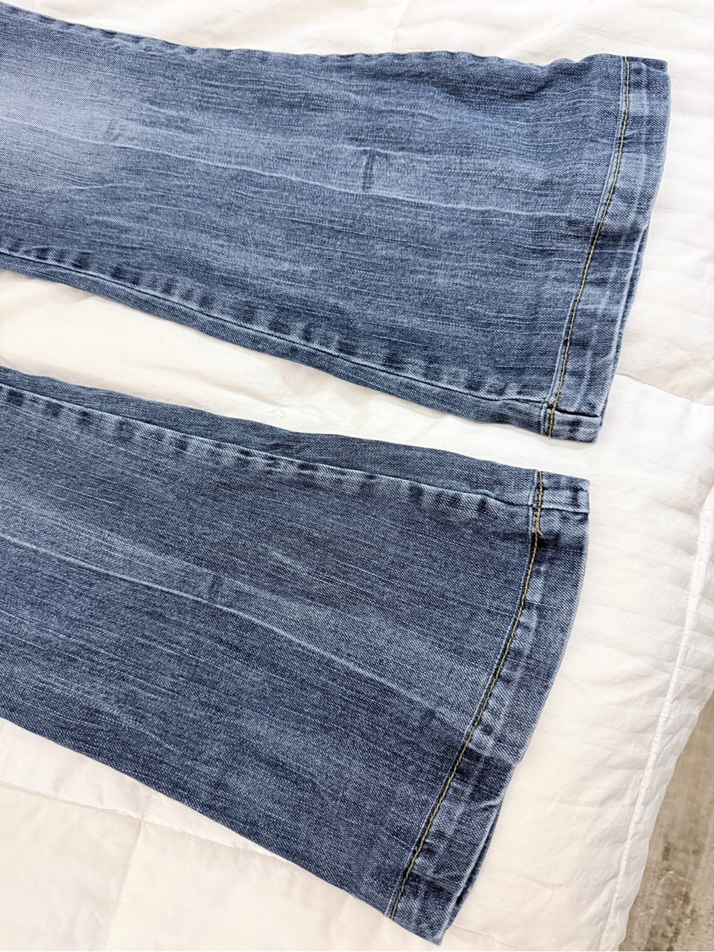 Silver Jeans Blanca Y2K Jeans - Picture 3 of 13